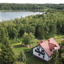 Wilk na Wsi, hotel in Zełwągi