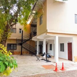 Hostal Los Faroles Chicoana, hotel a Chicoana