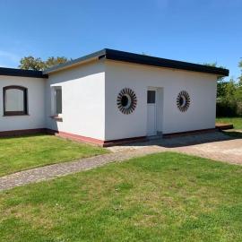 Bungalow in Schwerin ruhig, modern und stadtnah mit Blick ins Grüne