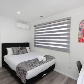 30 Percent OFF 203 Premium Queen BR with Fast WiFi - Brunswick East