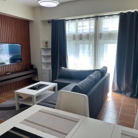 2BR Condo in Makati- Good for 6!