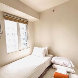 Stylish and Trendy - Comfy Room With a Pool View