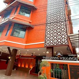 Tha Phae Village