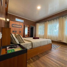 Lemos Cafe and Homestay