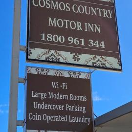 Cosmos Country Motor Inn, hotel a Charleville