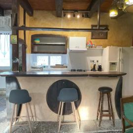 Viesnīca Ferme du XVIIe siècle restaurée 120 m2 pilsētā Goutrens