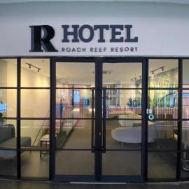 R Hotel Aeropod