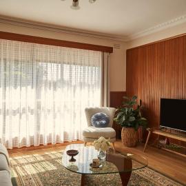 Ultimate 70s Charm near Geelong Waterfront and CBD
