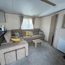 Comfy Cosy Caravan_Romney Sands, hotel in Littlestone-on-Sea