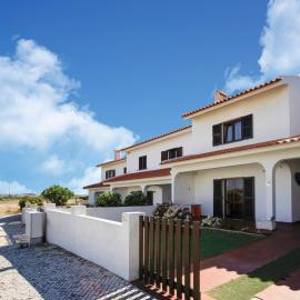 Holiday Home near Baleal Beach, hotel en Ferrel