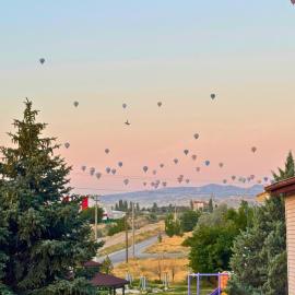 Balloons View Cozy Garden Home in Cappadocia、アヴァノスのホテル