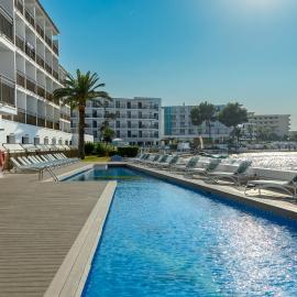 Hotel Vibra s'Estanyol, hotel in Bahia de Sant Antoni