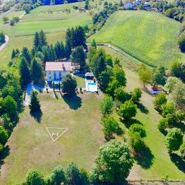 Karavla Private Villa, отель в городе Шентиль