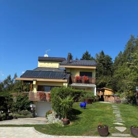 Haus Lasaun, hotel in Bressanone