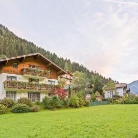 Apartment Grossarl near Ski Slopes