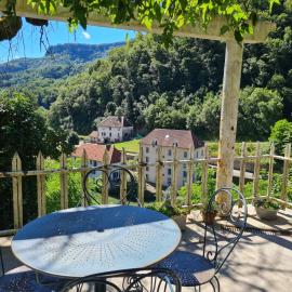 Chez Isabelle, hotel em Lods
