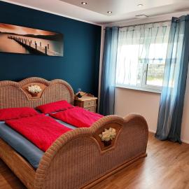 Gemütliche Souterrainwohnung, hotell i Immenhausen