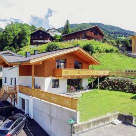 Chalet in Piesendorf near Ski Slopes, Hotel in Piesendorf