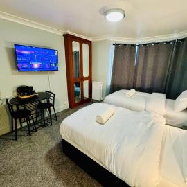 Sachi Hotel