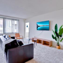 Stylish Apartment Close to National Landing