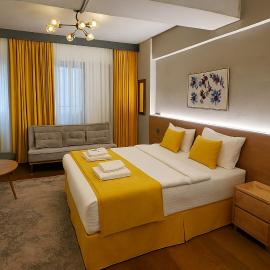 Aleksandr Pera Hotel