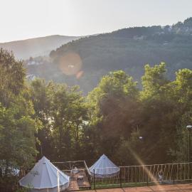 Aura Camp - Glamping, Jezioro, SAUNA, SUPy, hotel en Międzybrodzie Bialskie