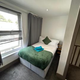 Saunders Lodge 4bedroom house sleeps up to 6, hotel v mestu Gillingham