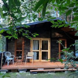 Chatki nad Liwcem, hotel in Iły