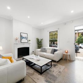 Heart of Darlinghurst Food, Bars & Metro