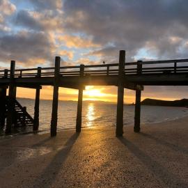 Maraetai Beachfront Studio Unit, hotel in Maraetai