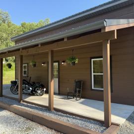 Cozy Dragon's Nest Cabin Retreat, hotel in Robbinsville
