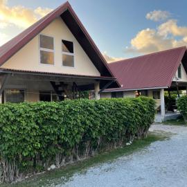 Tihimani Lodge Village, hotel a Rangiroa