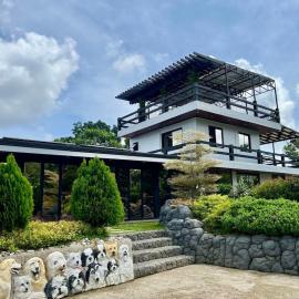 JBs Nature Escape Serene Farm and Resort, hotel u gradu Alfonso