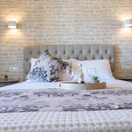 Luxury Plateia Rooms
