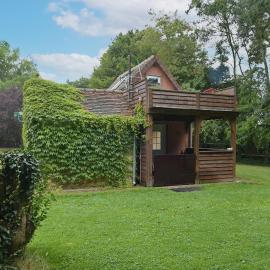 Le Pressoir - Maison atypique à la campagne, hotel i Boissei-la-Lande