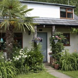 Pond View - Cottage with beautiful views - Dogs welcome by request