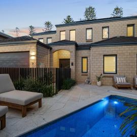 Cottesloe Shorehouse, hotel em Perth