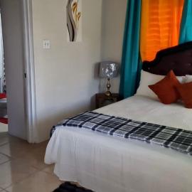 Penthouse villa โรงแรมในมอนเทโกเบย์