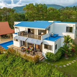 Casa Unicornio Azul, hotelli kohteessa Uvita