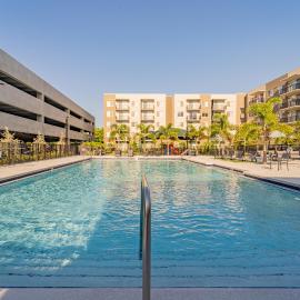 Devereaux Miami Luxury 2 Bedroom Apartment, hotel a Biscayne Gardens