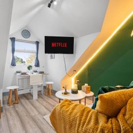 The Cosy Place - BHX Airport, NEC, HS2 & RES World, hotelli kohteessa Marston Green