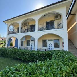 Apartman Elena Sunčani Breg Vrdnik โรงแรมในเวิร์ดนิค