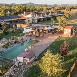 Hotel Albergue Bioclimático Sabinares del Arlanza, hotel i Puentedura