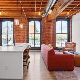 Brick & Bed Riverfront Lofts, G 301
