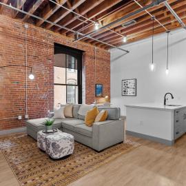 Brick & Bed Riverfront Lofts, G 206