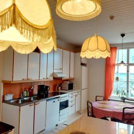 Taideniityn huoneisto Taika 1 - 6lle, hotell Varkausis