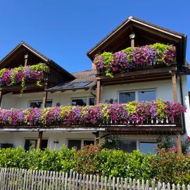 Bergblick: Weilheim in Oberbayern şehrinde bir otel