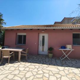 Rias Efthimiou House、Kanallakiのホテル