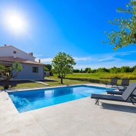 Villa Marija Petehi, hotel v mestu Petehi