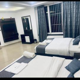 Cool breeze view Homestay, hotel i Madikeri